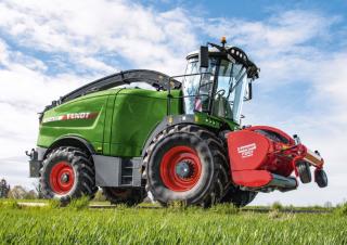 Sklízecí řezačky - pohon na 4 kola Fendt Katana 850