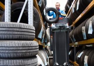 Teleskopické pracovní plošiny Sloupové pracovní plošiny Faraone Elevah 5 Tires 