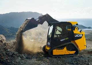 Smykem řízené nakladače JCB 150T