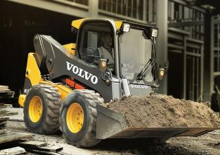 Smykem řízené nakladače Volvo MC115C