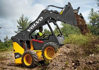 Smykem řízené nakladače Volvo MC95C
