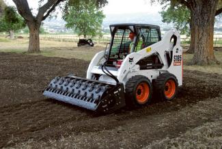 Smykem řízené nakladače Bobcat S 185 H