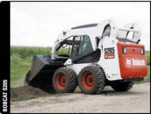Smykem řízené nakladače Bobcat S 205
