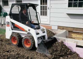Smykem řízené nakladače Bobcat S70