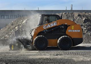 Smykem řízené nakladače Case SV340B