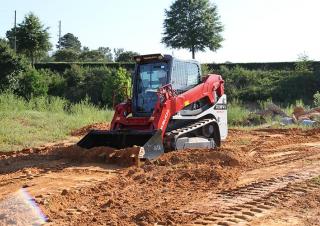 Smykem řízené nakladače Takeuchi TL 10 V2