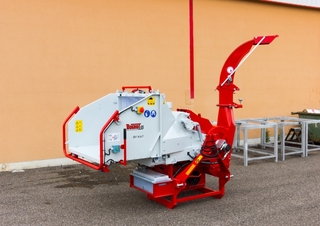 Odpadové hospodářství Štěpkovače Bugnot BV-N 67 56 XL