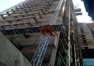 Stožárové šplhací pracovní plošiny Climber International P40