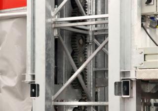 Stožárové šplhací pracovní plošiny Scanclimber Monster SC8000 