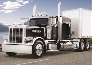 Kamiony Tahače Peterbilt 389 58” Low Roof Cummins ISX15