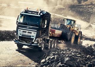 Kamiony Tahače Volvo Trucks FH16.550 4x2 Tractor Low