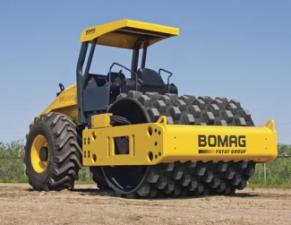 Válce Tahačové válce Bomag BW 211 PD-40