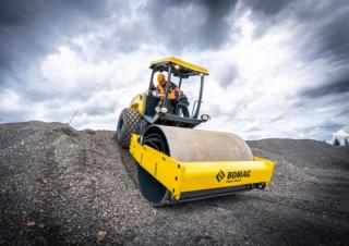 Válce Tahačové válce Bomag BW 212 D-5 SL