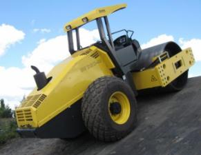 Válce Tahačové válce Bomag BW 216 D-40
