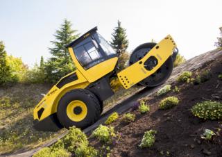 Válce Tahačové válce Bomag BW 220 D-5
