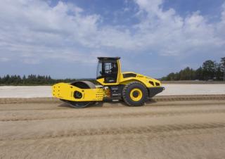 Válce Tahačové válce Bomag BW 222 D-5