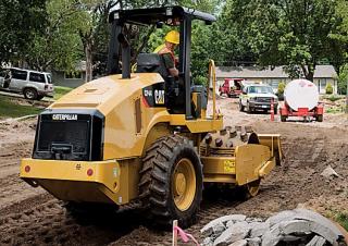 Válce Tahačové válce Caterpillar CP44B