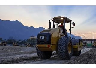 Válce Tahačové válce Caterpillar CS12 GC