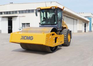 Válce Tahačové válce XCMG XS265S