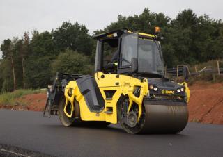 Válce Tandemové vibrační válce Bomag BW 151 AD-5