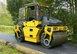 Válce Tandemové vibrační válce Bomag BW 154 APO-4i