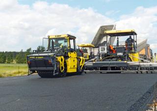 Válce Tandemové vibrační válce Bomag BW 174 AP 4f