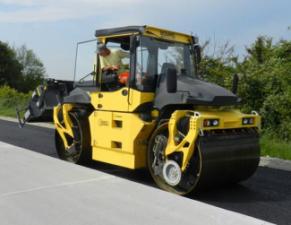 Válce Tandemové vibrační válce Bomag BW 174 AP AM