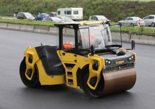 Válce Tandemové vibrační válce Bomag BW 206 AD-50