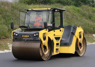 Válce Tandemové vibrační válce Bomag BW 206 AD-50