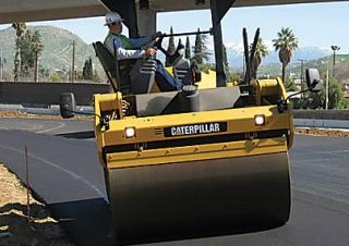 Válce Tandemové vibrační válce Caterpillar CB54XW