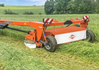 Tažené diskové žací lišty s kondicionérem Kuhn FC 3155 TLR