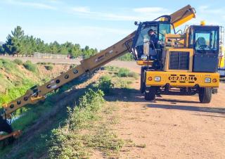 Teleskopická rypadla Gradall XL 4100 V