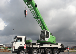 Teleskopické autojeřáby Sennebogen HPC 35