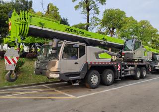 Teleskopické autojeřáby Zoomlion ZTC550R532