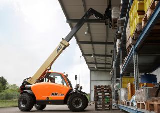 Teleskopické manipulátory JLG 2505 H