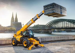 Teleskopické manipulátory JCB 509-45TC
