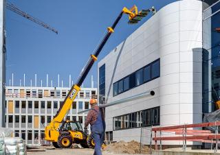 Teleskopické manipulátory JCB 510-55TC