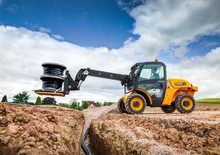 Teleskopické manipulátory JCB 520-40