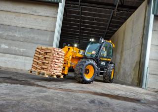 Zemědělské kolové nakladače JCB 532-60 AGRI