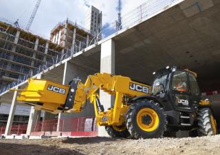 Teleskopické manipulátory JCB 540-180 Hi-Viz 