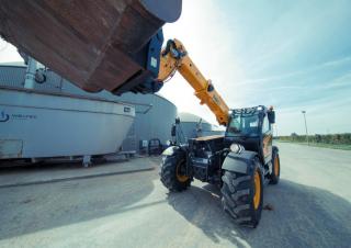 Teleskopické manipulátory Dieci Agri Max 50.8 VS EVO2 GD