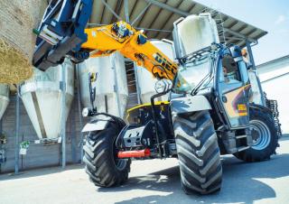 Teleskopické manipulátory Dieci Agri Star 40.7 EVO2