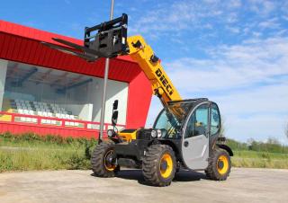 Teleskopické manipulátory Dieci Apollo 25.6 R