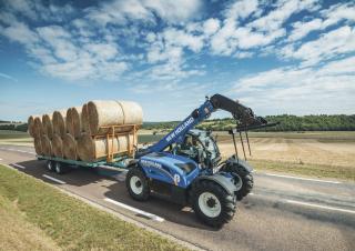 Teleskopické manipulátory New Holland LM 7.42 Elite