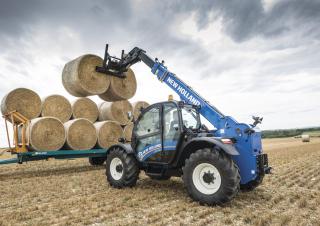 Teleskopické manipulátory New Holland LM 7.42 Elite