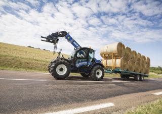 Teleskopické manipulátory New Holland LM 7.42 Elite