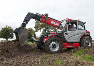 Teleskopické manipulátory Manitou MT 1335 Comfort