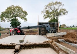 Teleskopické manipulátory Manitou MT 1335 Comfort
