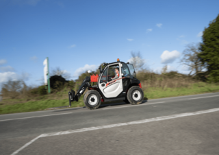 Teleskopické manipulátory Manitou MT 420 H Comfort