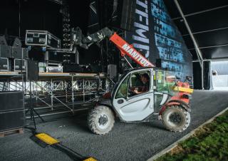 Teleskopické manipulátory Manitou MT 625 H
